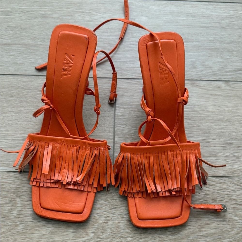 Zara Women's Vibrant Orange Fringe Sandals